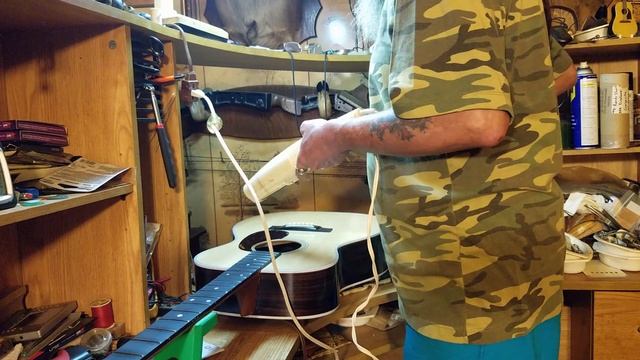 pick guard & bridge pin preps martin 00028 смотреть онлайн