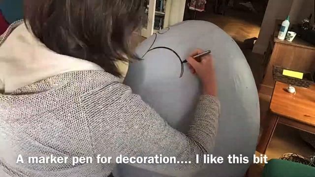 How to make a giant papier mache balloon Faberge Easter egg смотреть онлайн
