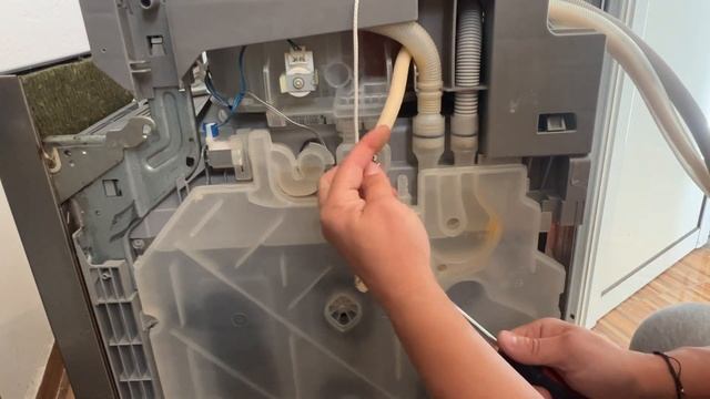 How to easy fix ERROR E:09 BOSCH Dishwasher . Serie 4 . SMS46KI03E . E09 repair . смотреть онлайн