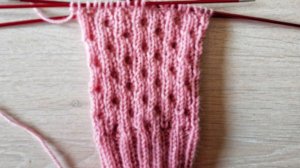 Простой узор для кругового вязания. Простые узоры спицами схема.