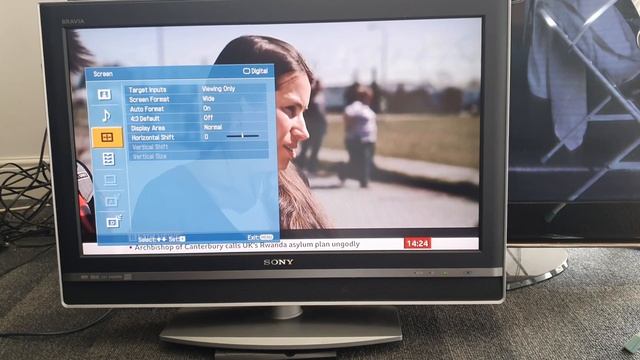 Look at a perfect working 32 inch Sony KDL32V2000 Bravia HD Ready Digital Freeview LCD TV 1 HDMI смотреть онлайн