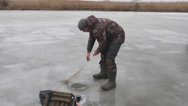 "НАРОДНЫЙ ПРОЕКТ АСТРАХАНЬ" Вам елочка нравится. смотреть онлайн