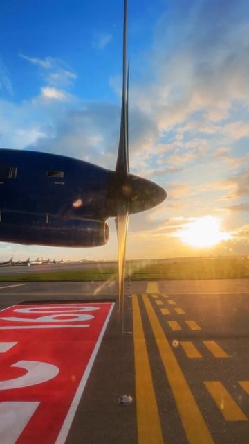 Sunset | IndiGo | Take Off #IndigoAirlines #FlightView #sunset #travel смотреть онлайн