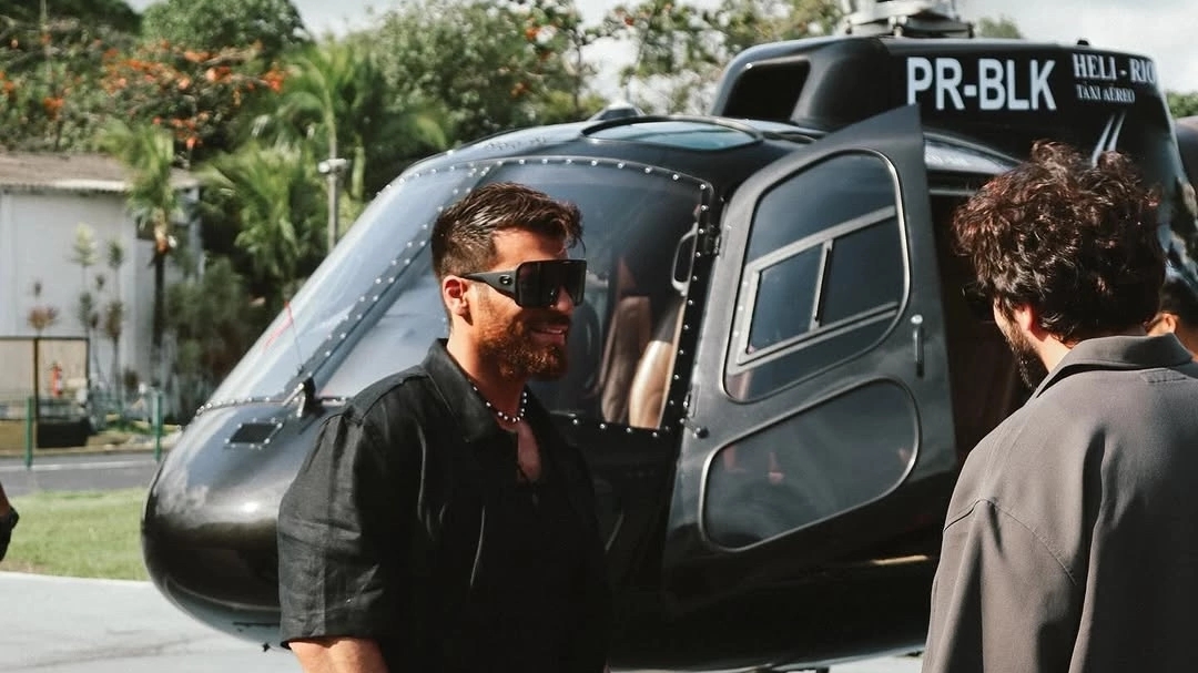 Джан Яман на воздушном такси Heli - Rio смотреть онлайн