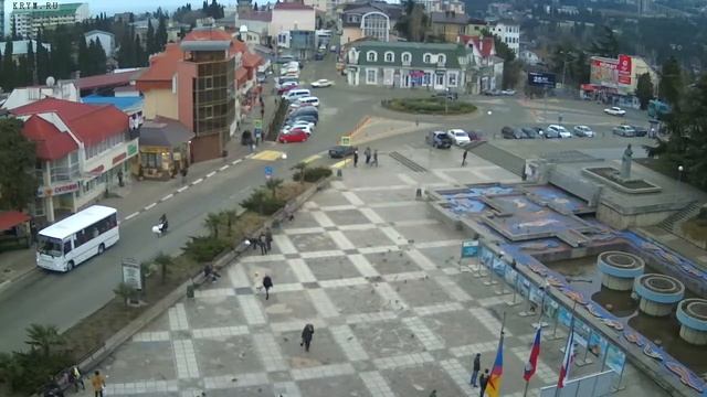 Вебкамера "Площадь Советская". Запись 23.02.2018 16:00:04 смотреть онлайн