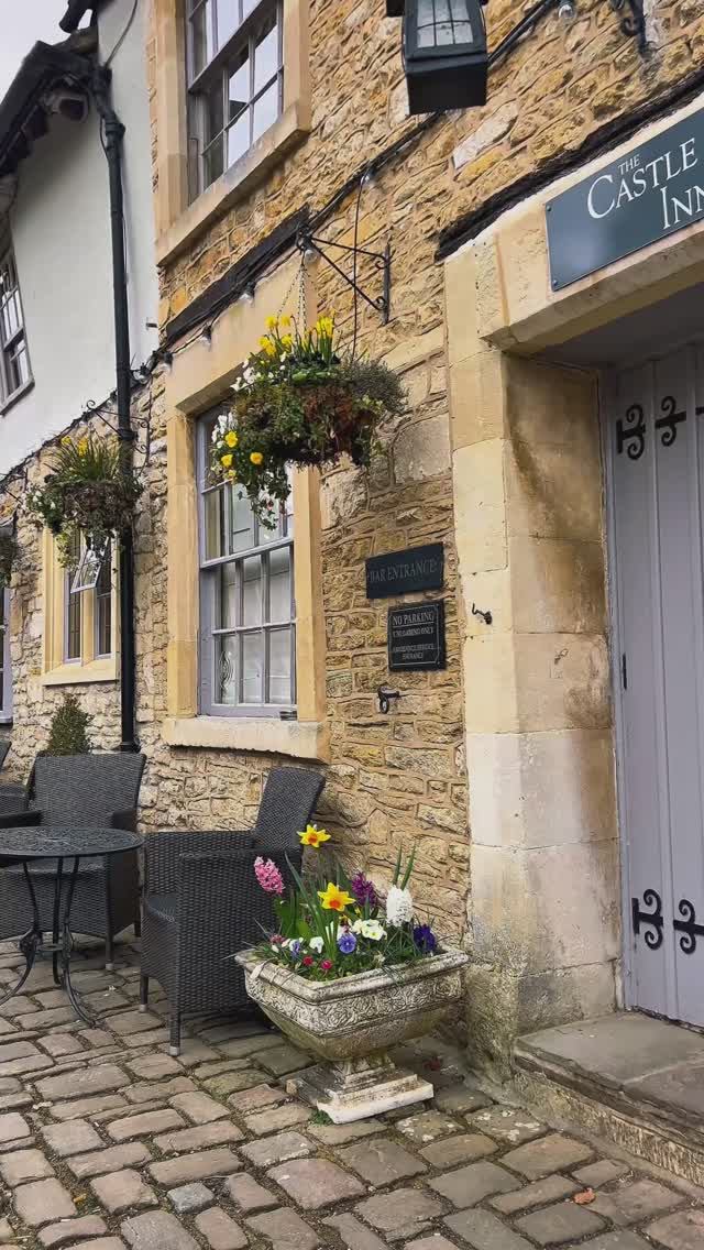 Самая красивая деревня Англии — правда или миф? #англия#деревня#красивыеместа смотреть онлайн