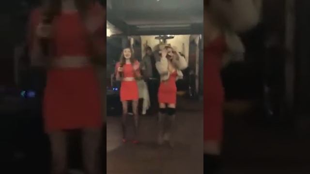 Криси Монова Рожден ден - Party time смотреть онлайн