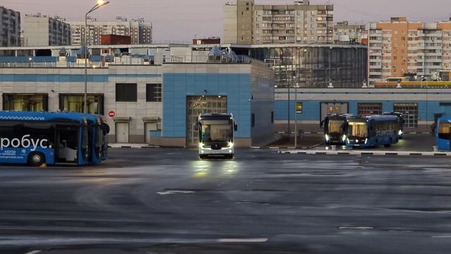 Обкатка новейшего электробуса КАМАЗ-52222 поколения А5 в электробусном парке «Митино», видео 1 смотреть онлайн
