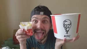 KFC, СУПЕР ОБЖОР НА БАСКЕТ ДУЭТ С ОРИГИНАЛЬНЫМИ СТРИПСАМИ ПО СУПЕР ЦЕНЕ 199 РУБЛЕЙ