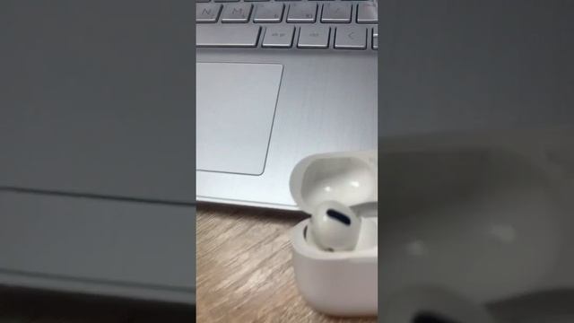 AirPods Pro смотреть онлайн