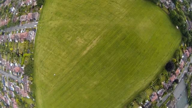 YiZhan Tarantula flying with mobius camera attached смотреть онлайн