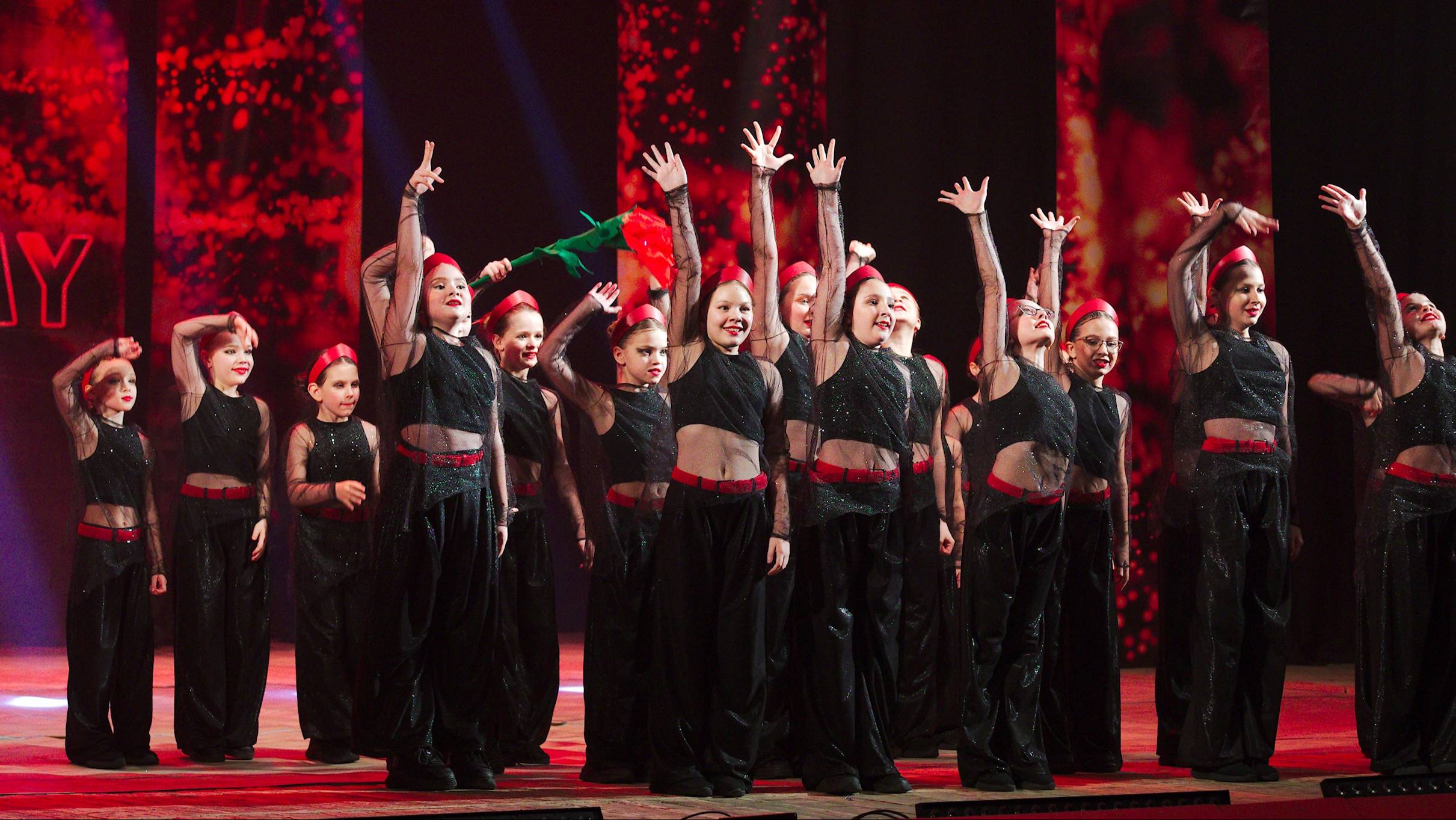 Маки. ЯнаТанцы