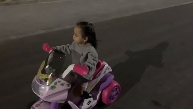 Peg Perego Raider Princess | Electric Motorcycle | Birthday Gift | #DyEp28 смотреть онлайн