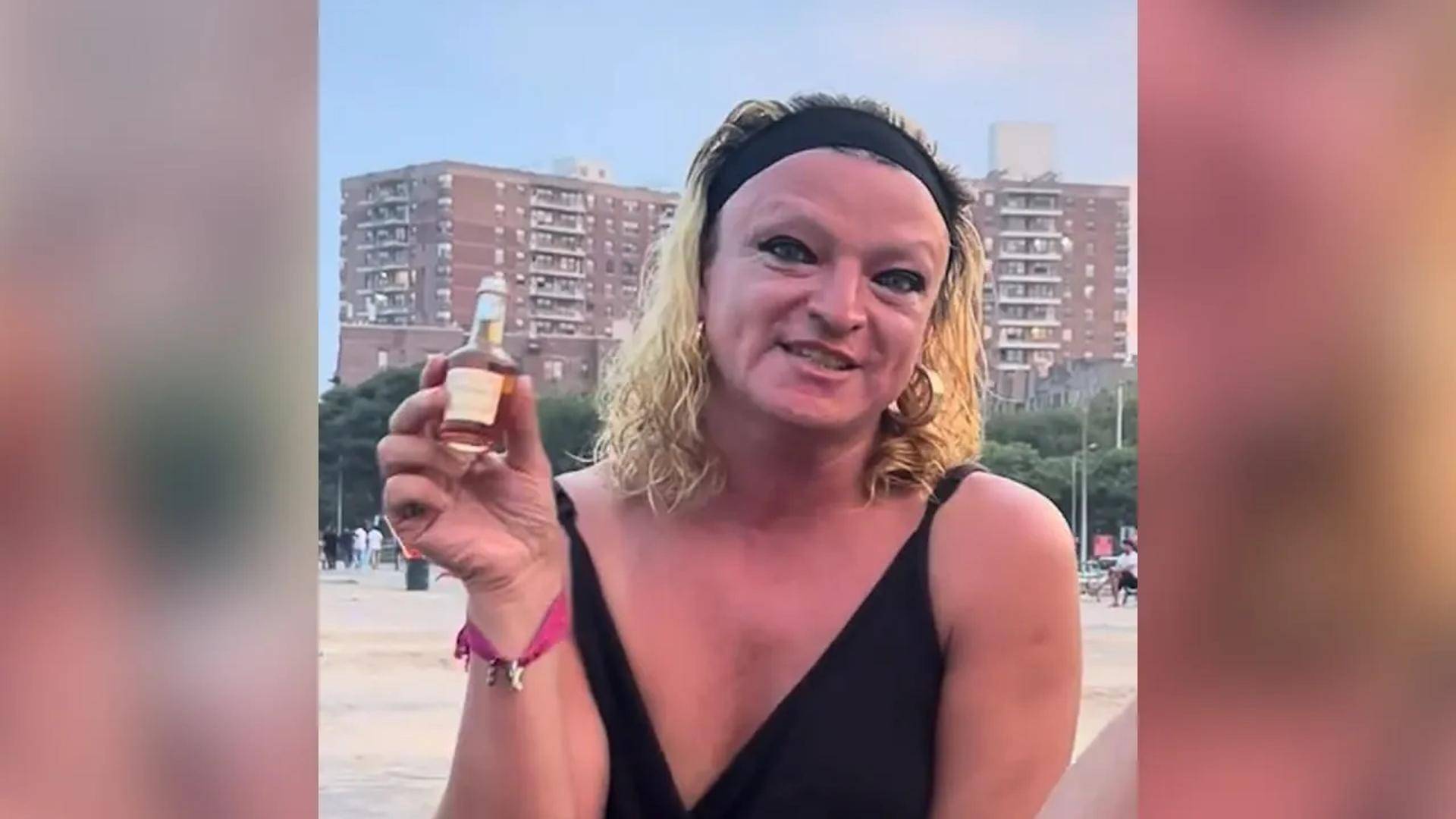 Уехавший в США певец Оскар признался в занятиях проституцией