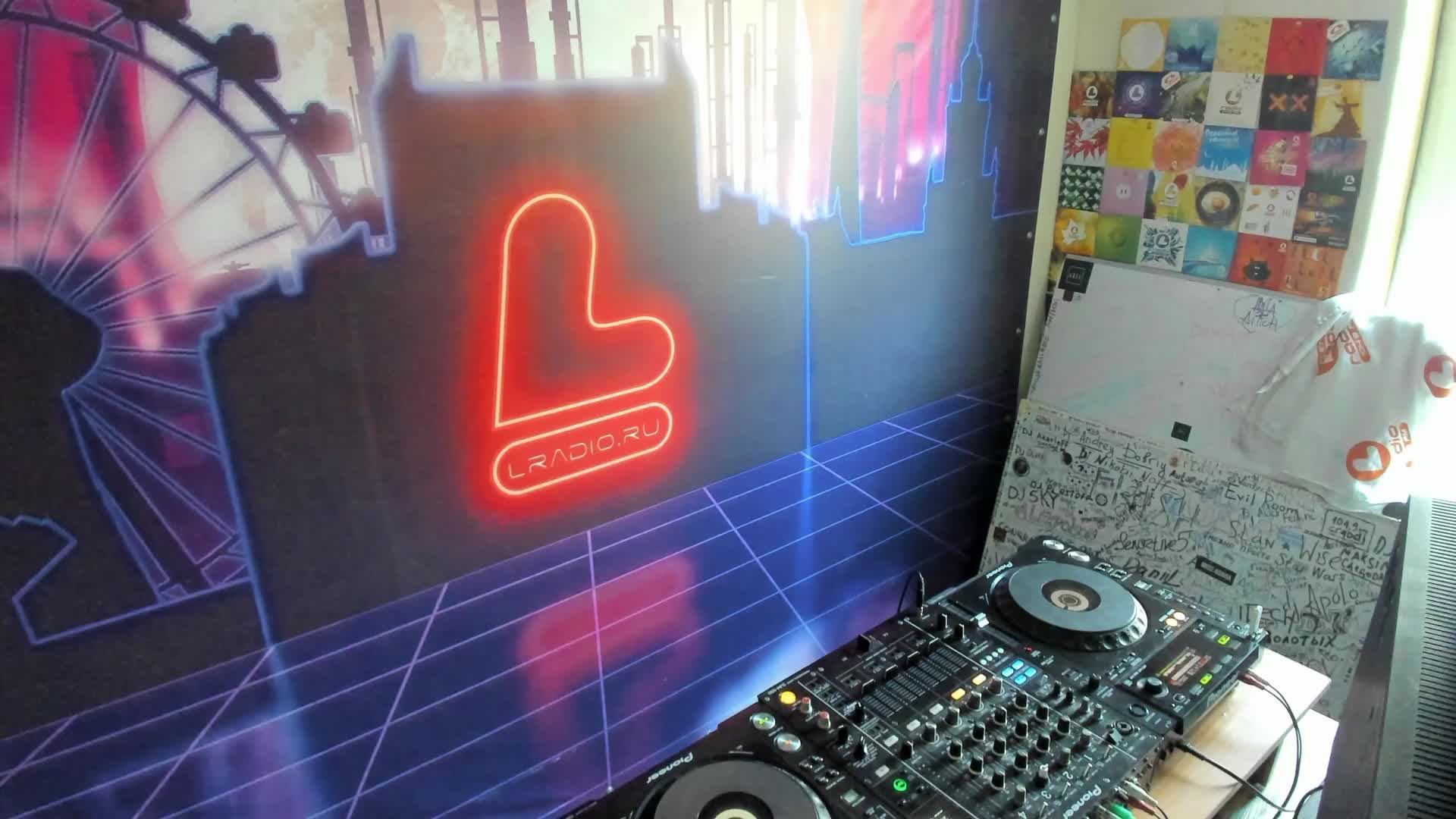 Живые игры 27.03.25 смотреть онлайн