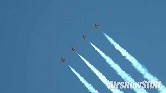Canadian Snowbirds 50th Season Debut - Back Side of the Box! смотреть онлайн