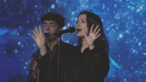 Имя Господа крепкая башня Христианские песни