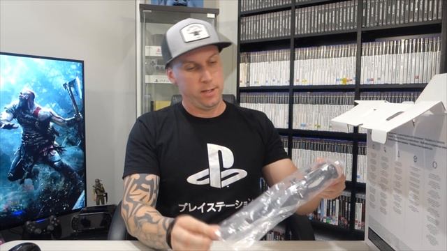 ThePSXcollector Limited edition God of War PS4 Pro unboxing! смотреть онлайн