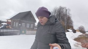 Достала последнюю капусту,застраховала дом.