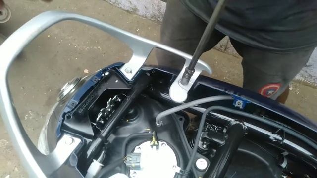 Suzuki Access 125Bs 6 steel extra fiting work video смотреть онлайн