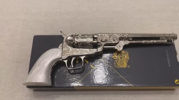 Револьвер Кольт морского флота серебро, American Civil War Colt Navy revolver, USA 1851, Denix 6040