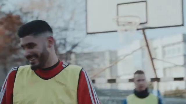 Пранк, Бавария сыграла с обычными студентами, отличные финты - Ribery, Rafinha, Alaba. смотреть онлайн