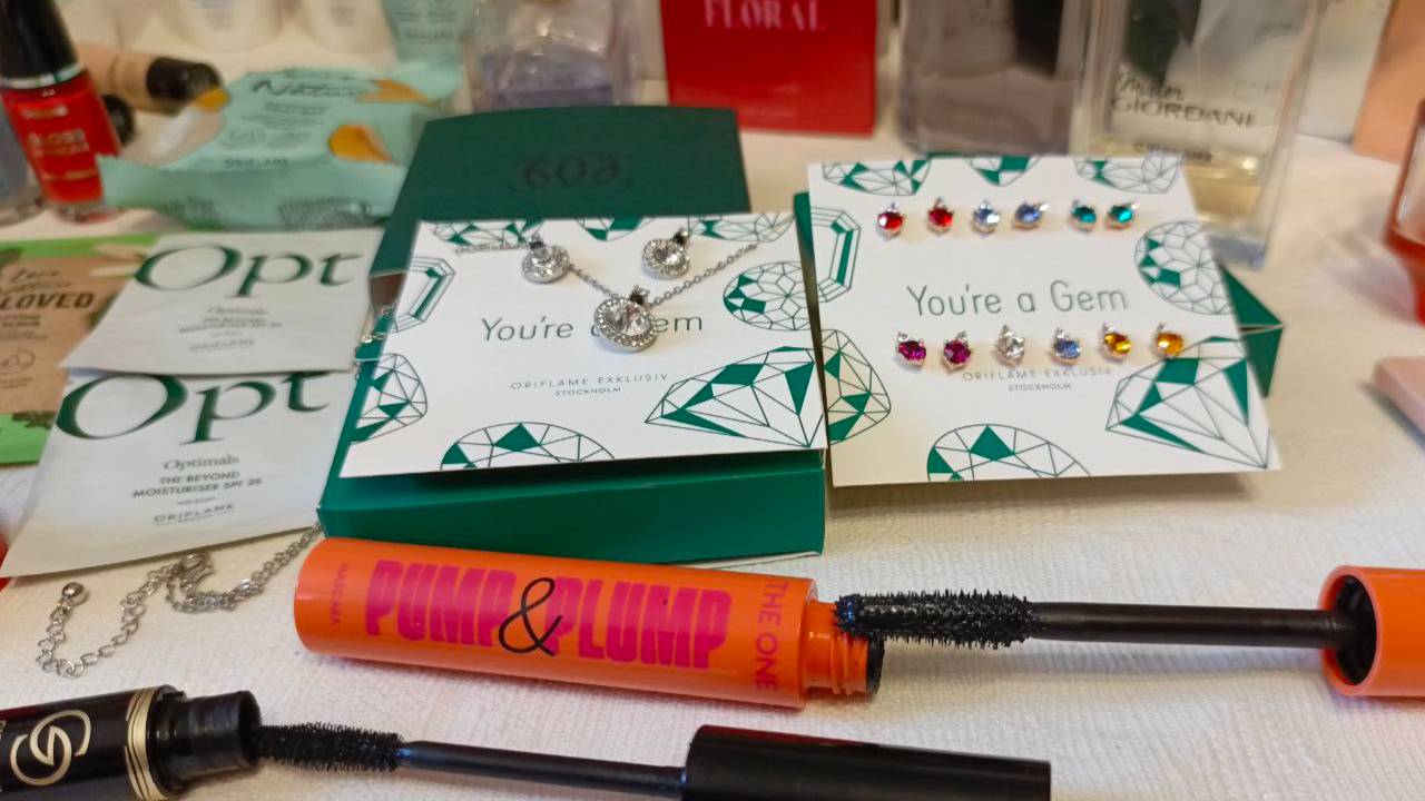 (в другом ракурсе) Мой зaказ из каталoга №4/2025 Оpифлэйм смотреть онлайн