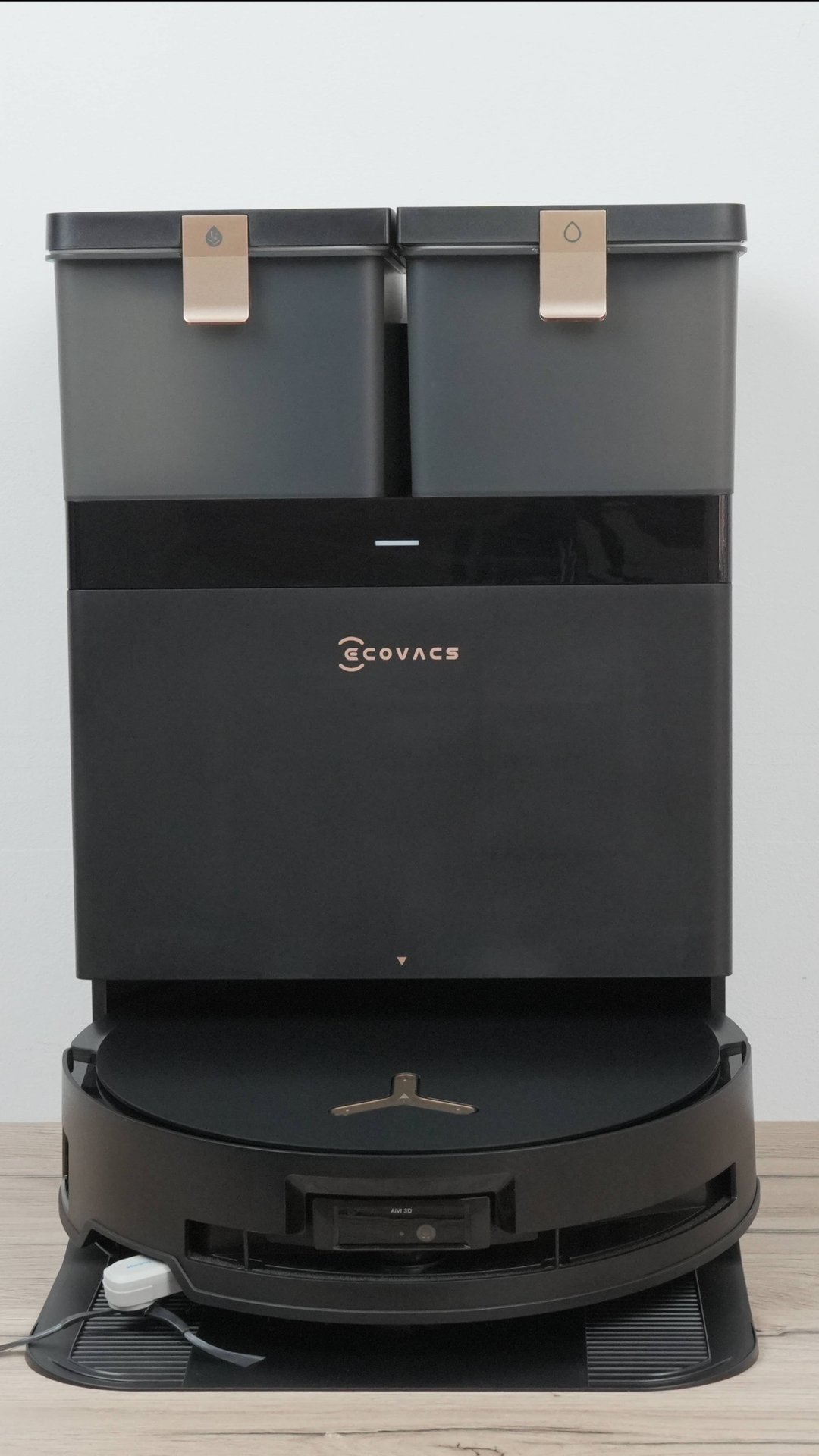 Переход на НОВЫЙ уровень мойки пола💦 МОЮЩИЙ робот-пылесос ECOVACS DEEBOT X8 Pro Plus🏆 #shorts смотреть онлайн