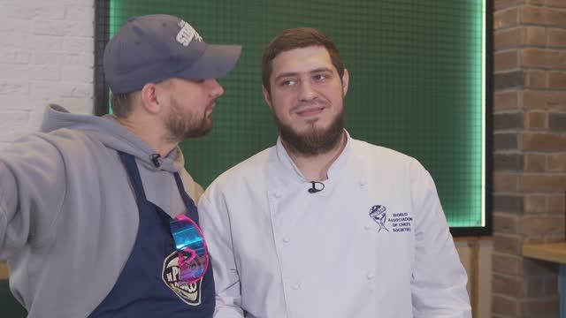 "И РЫБА И МЯСО" Алтайский повар готовит семгу. смотреть онлайн