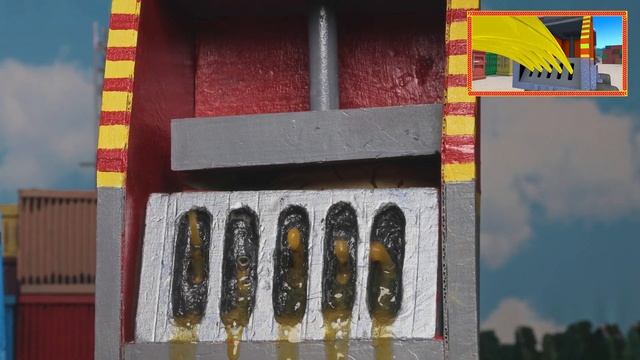 Вспыш и игрушечные машинки-монстры Гонка на мусоровозе! 🚛 смотреть онлайн