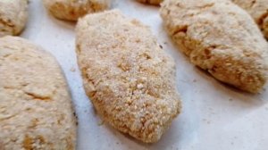 Готовим ужин! 
Котлеты с овсянкой и картофель по-деревенски. (Мой вариант).