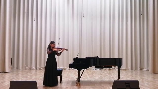 Бурцева Софья, 13 лет, скрипка, Детская музыкальная школа "МГМИ им. Шопена" смотреть онлайн