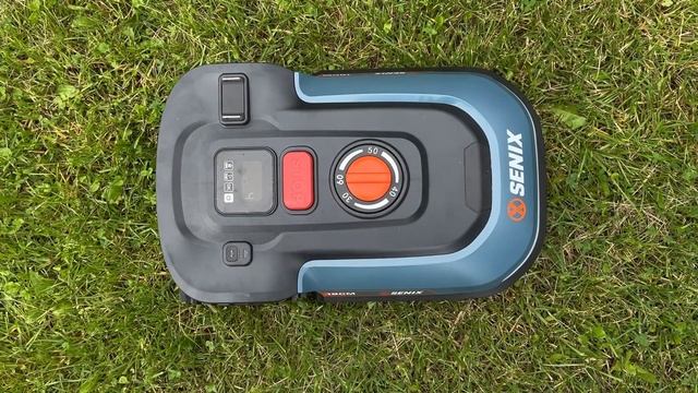 Робот газонокосилка Senix LR180-L2-EU смотреть онлайн