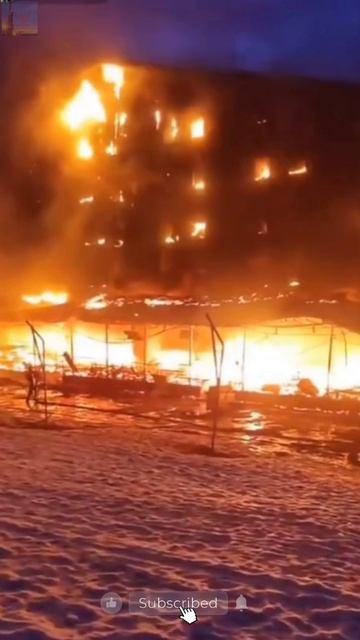 Сгорела гостиница на турецком горнолыжном курорте Улудаг🔥 смотреть онлайн