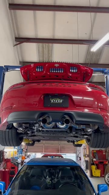 Титановый выхлоп для Porsche 911 смотреть онлайн