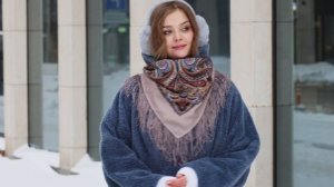 Платок шерстяной с шелковой бахромой "Горожанка", 1836-2, 89x89 см #platki #fashion #beautiful #art