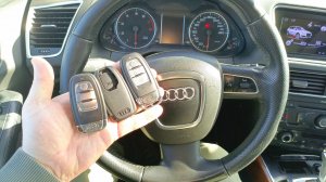 Изготовление дубликата смарт ключа зажигания для автомобиля AUDI Q5