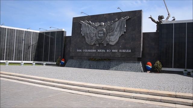 Мамаев курган. Волгоград. Полная экскурсия + немецкий ДОТ смотреть онлайн