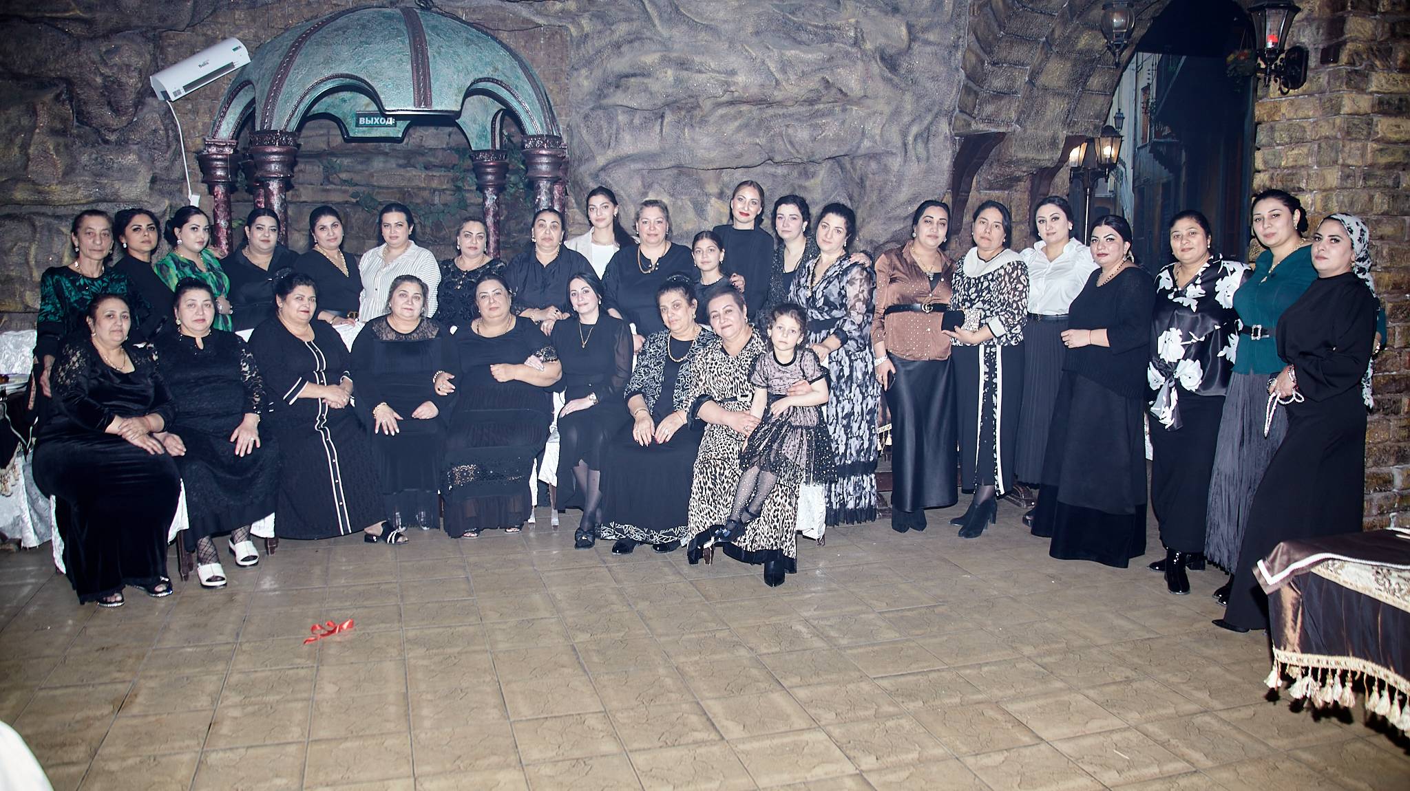 8 марта смотреть онлайн