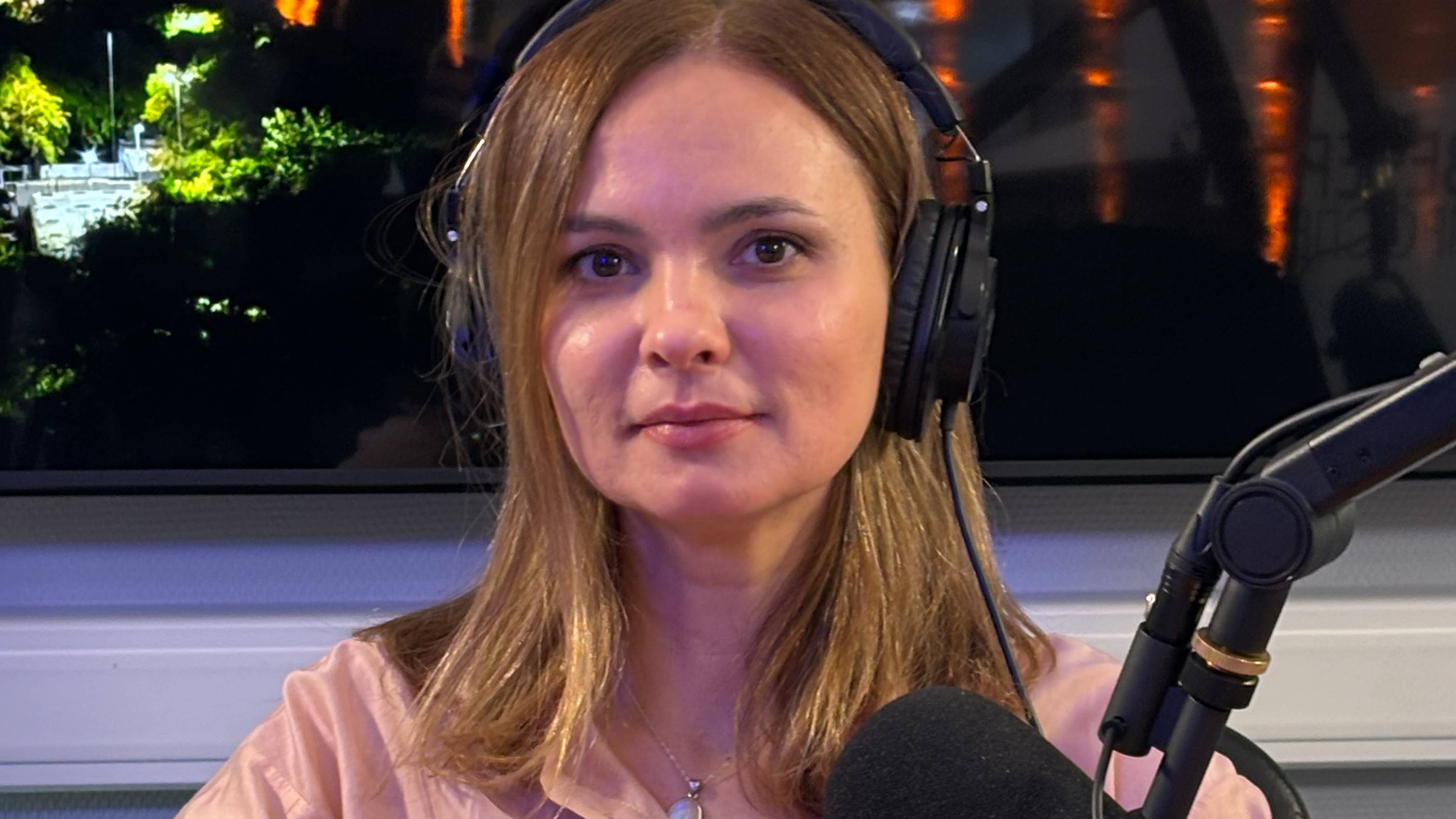 Манипуляции. Как распознать? Типы манипуляторов. Контрманипуляции смотреть онлайн