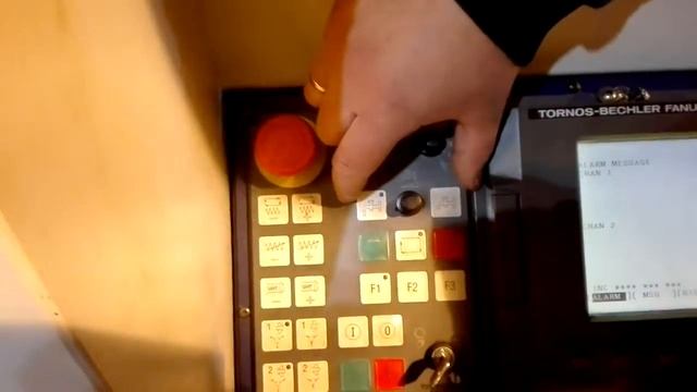 3. Tornos DECO20. Панель оператора станка TORNOS DECO смотреть онлайн