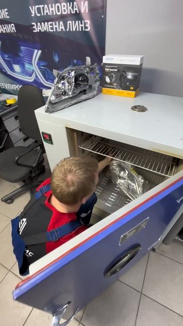 Установка Bi-Led линз MTF на Toyota Camry