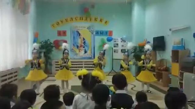 1. Қазақстан Тәуелсіздігінің 25 жылдығына арналған ертеңгіліктер өтті смотреть онлайн