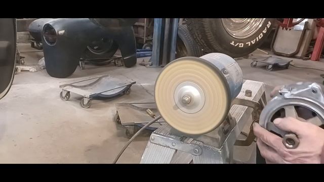 '51 CHEVY...SMOOTH FIREWALL AND "DETAILING" ENGINE PARTS! смотреть онлайн