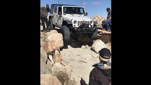 Rock Crawling Tire Test Nexen Roadian MTX смотреть онлайн