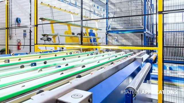Perimeter Machine Guarding Installation on a Robotic line: Satech STRONG Series смотреть онлайн