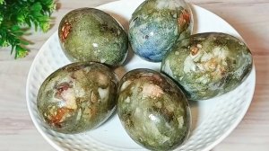 Крашу яйца НАТУРАЛЬНЫМ КРАСИТЕЛЕМ за копейки! БЕЗ ХИМИИ! Крашеные яйца на Пасху!