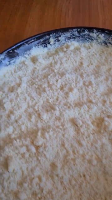 Творожный пирог! 🥧 Рецепт уже на канале 👆 #творожныйпирог #хлебназакваске #закваска #shorts смотреть онлайн