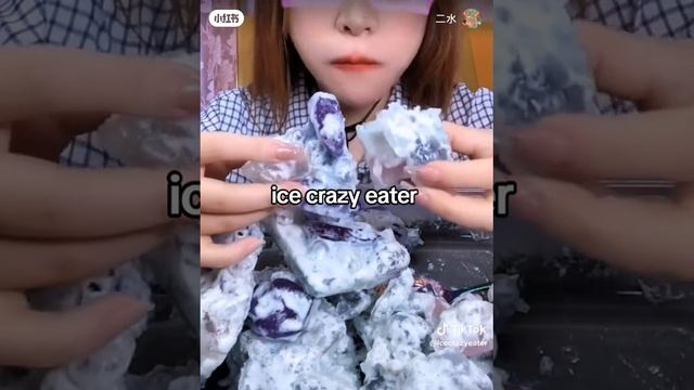 Аппетитный цветной лёд со снегом. смотреть онлайн