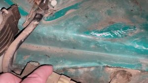 Дворник на автомобиле Ока перестал чистить до конца